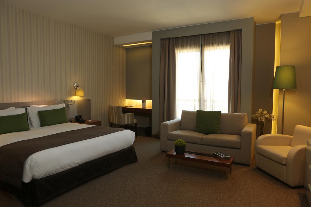 Aparthotel Parktower 4*